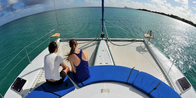 Catamaran cruise gabriel island mauritius (1)
